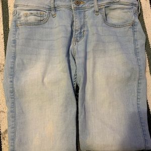 Lightwash skinny jeans